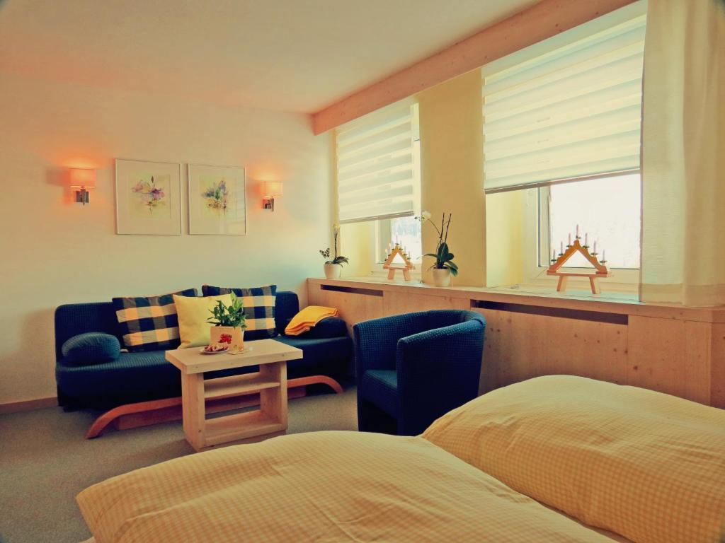 Ferienhotel Muehlleithen คลินเงนธาล ภายนอก รูปภาพ