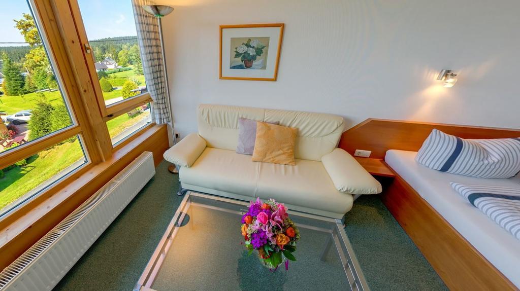 Ferienhotel Muehlleithen คลินเงนธาล ภายนอก รูปภาพ